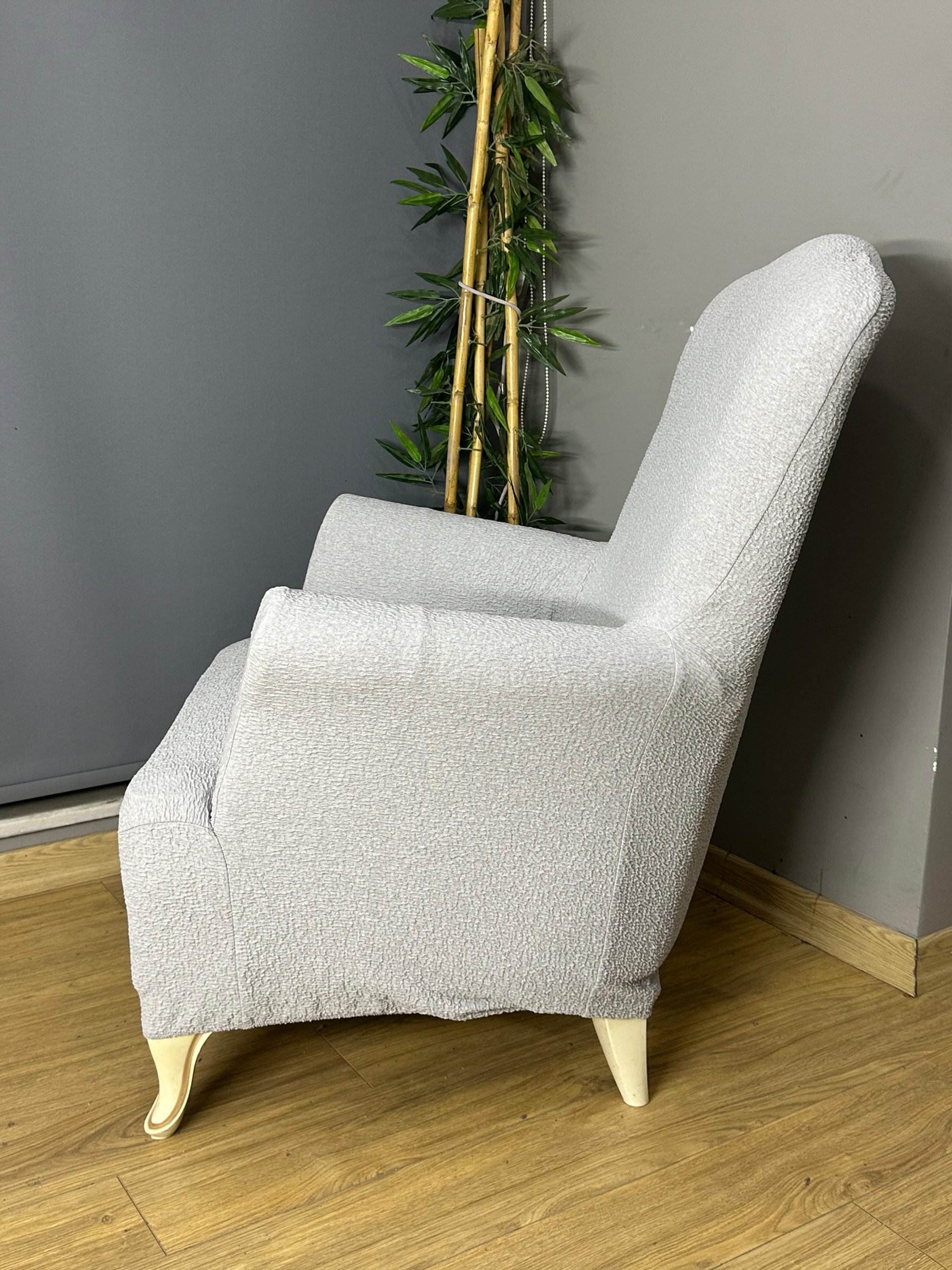 AÇIK GRİ LUX BOHEM PAMUKLU KUMAŞ SULTAN ÇIKINTILI MODEL KOMPLE GİYDİRME BERJER KILIFI.