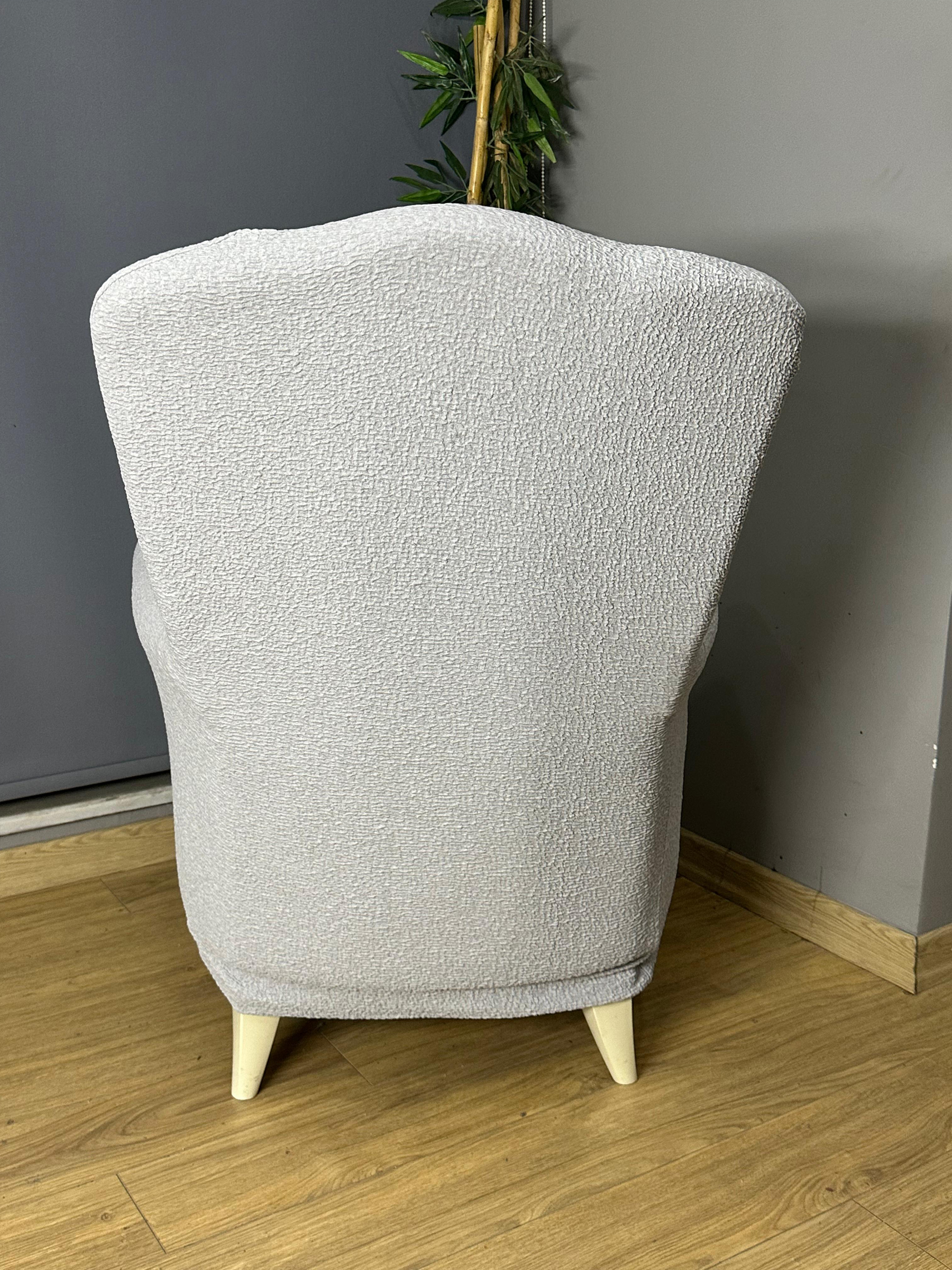 AÇIK GRİ LUX BOHEM PAMUKLU KUMAŞ SULTAN ÇIKINTILI MODEL KOMPLE GİYDİRME BERJER KILIFI.